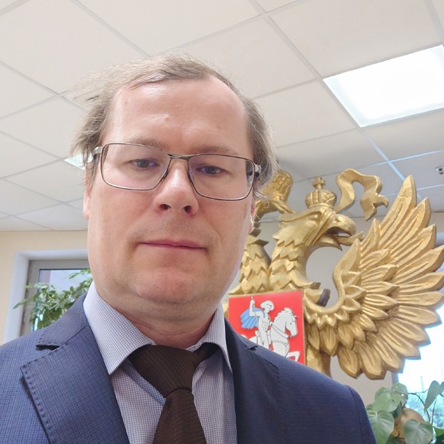 Адвокат Артём Сидоров
