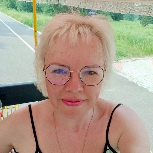 ЕЛЕНА ГАЛАЙ - ПРОВОДНИК НОВОГО ПОКОЛЕНИЯ