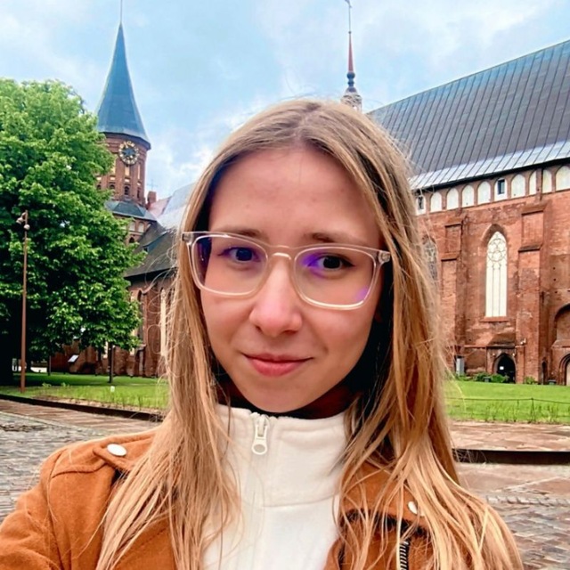 REUMI MARY🏮о языках и грантах🗽