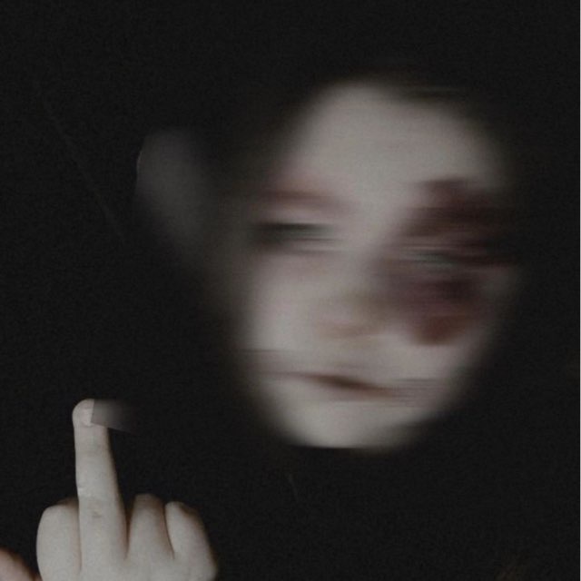 ne_matb[OnWave]/человек сдох, осталась я/