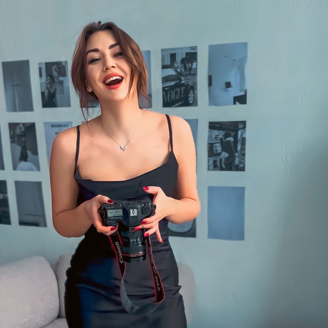 CHEKKIPHOTO