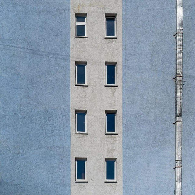 Труба в целофане.