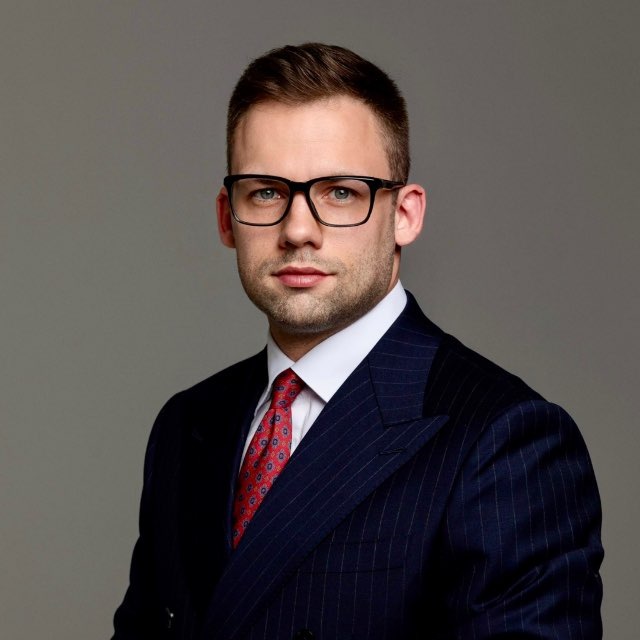 Адвокат Демидов