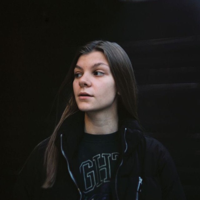 Алён, есть вопрос — хозяйка каталога Алвара