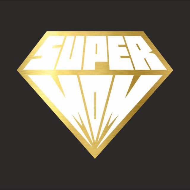 SUPERMOM