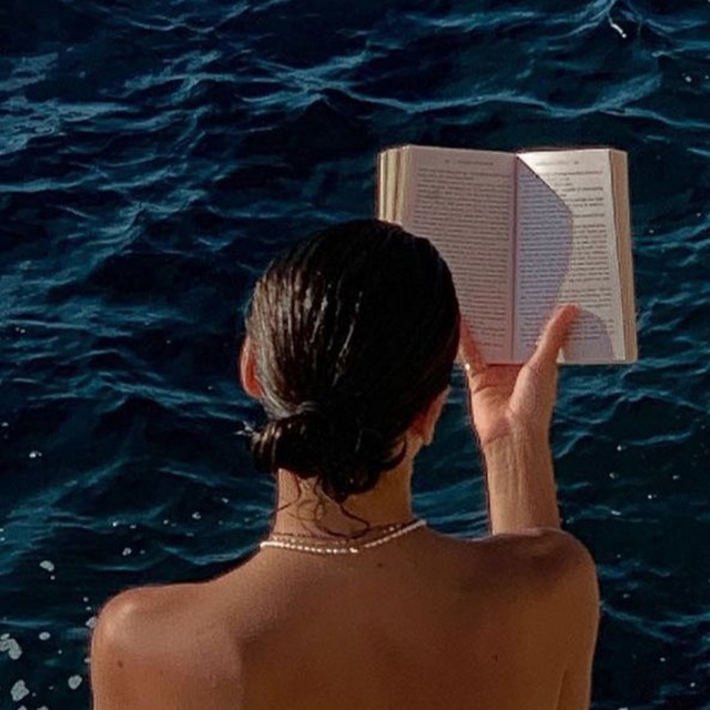 книжная гедонистка