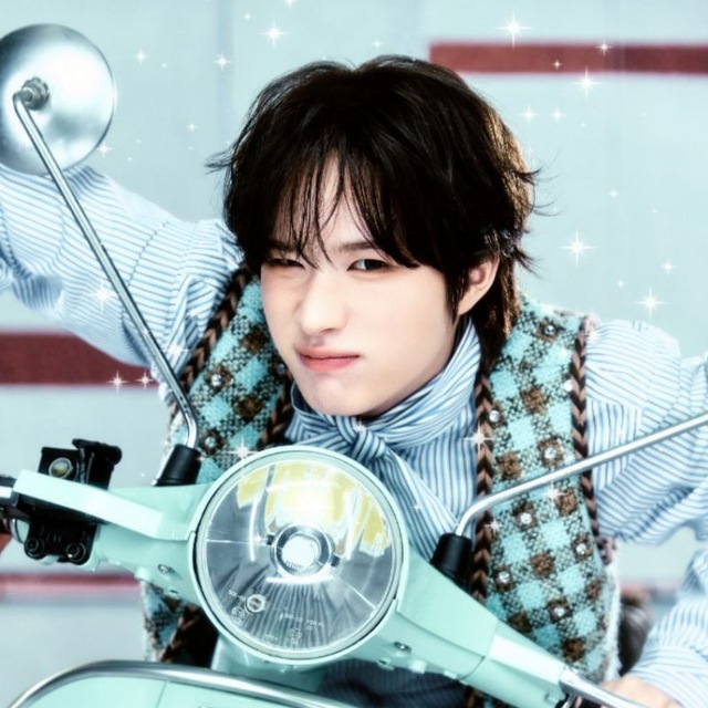 sparkling with kyungmin!