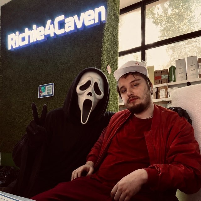 WasGlazzze/Richie4Caven/Loniera