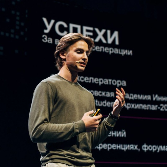 Марк Петров | Сквозь призму ИИ