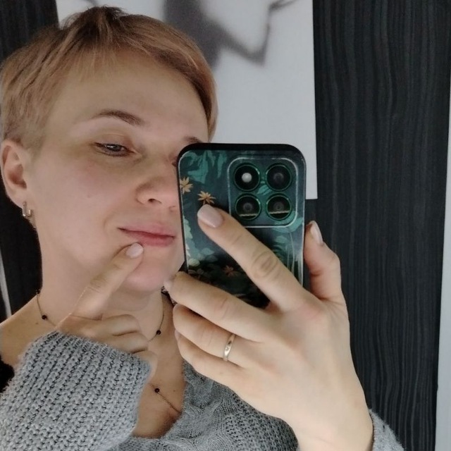 Хельга пишет звонко