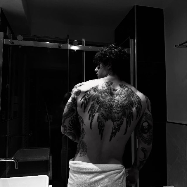 𝑴𝑶𝑵𝑺𝑻𝑬𝑹.
