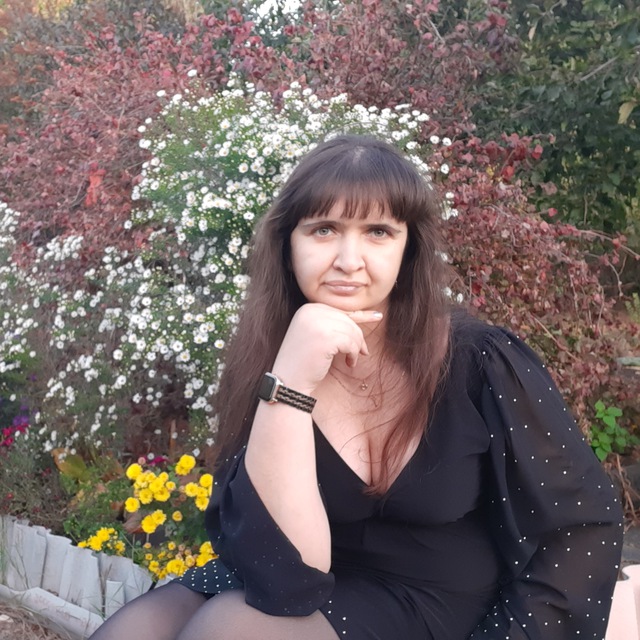 Екатерина Ломанцова