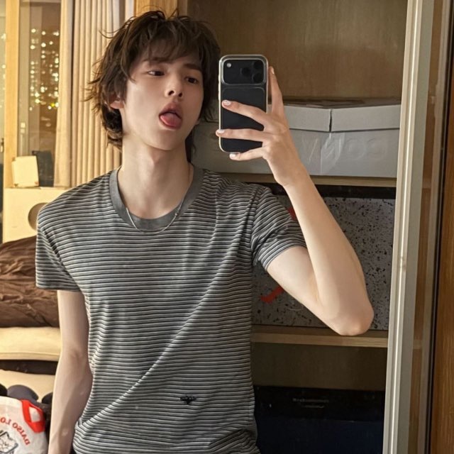 주훈`wazzup ju