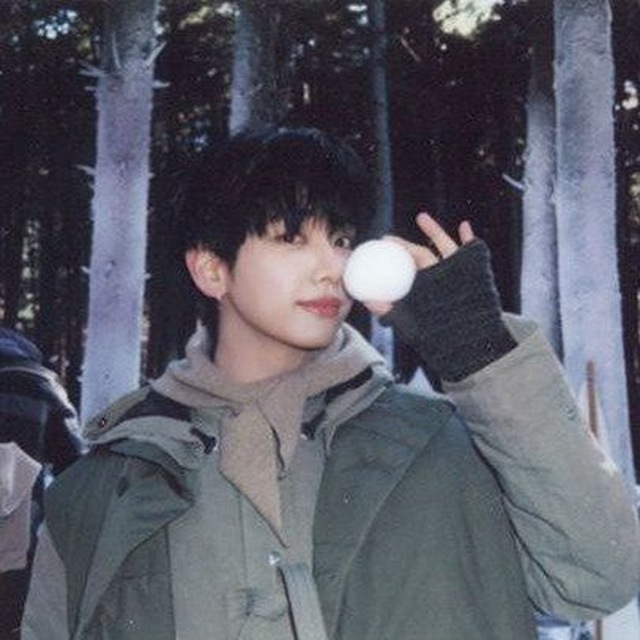 SLOW | myung myung ʰᵒᵐᵉ