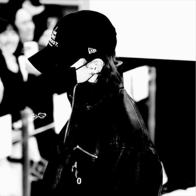 (静) — 𝐒𝐀𝐓𝐈𝐊𝐗