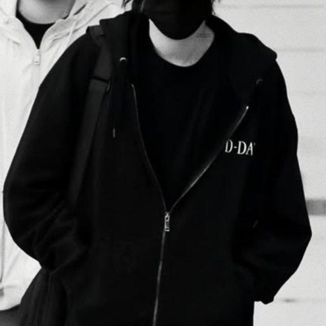 agust.