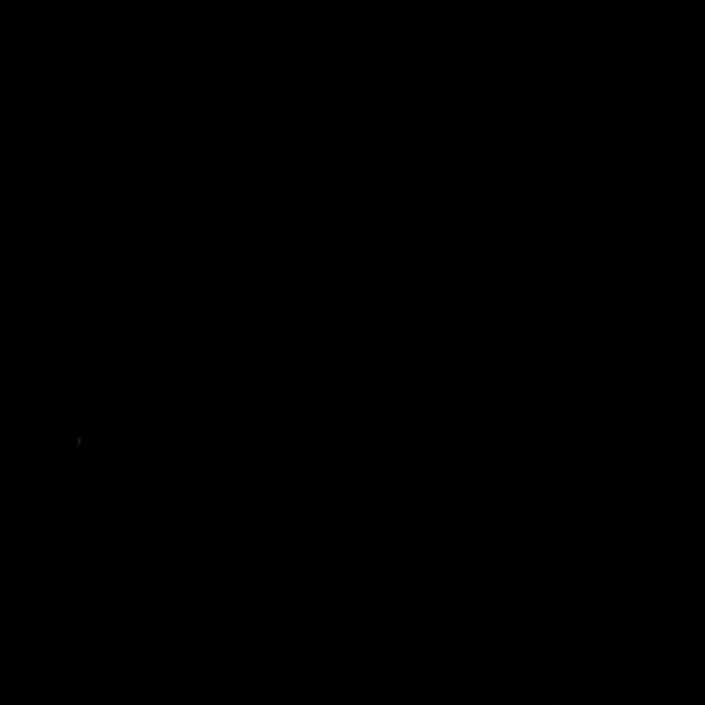 ︎
