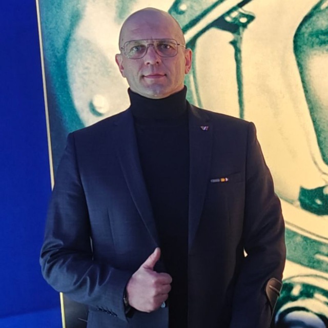 СЕРГЕЙ ЕРМАКОВ🇷🇺