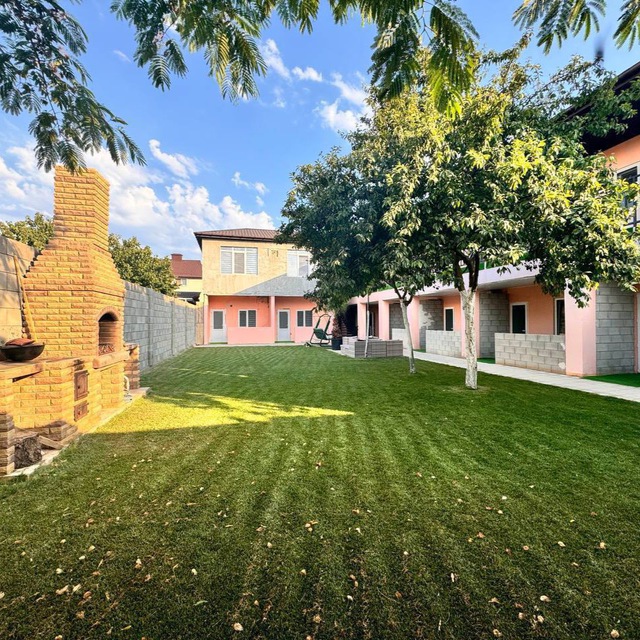 🏠 Гостевой дом "Розовая Пантера"
