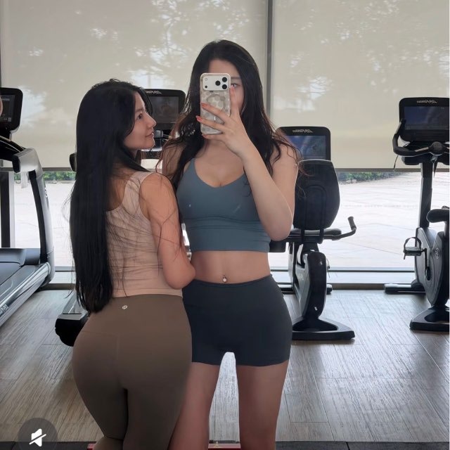 健身房里的少妇