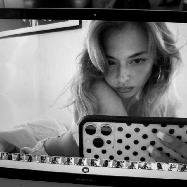 Imessage.