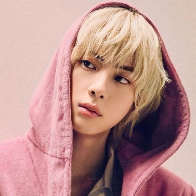 𝐌𝐢𝐥𝐭𝐨𝐧'𝐬 𝐝𝐚𝐲.🌸