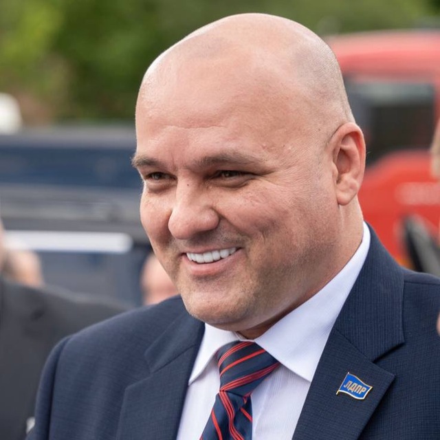 КАРАЯНИ