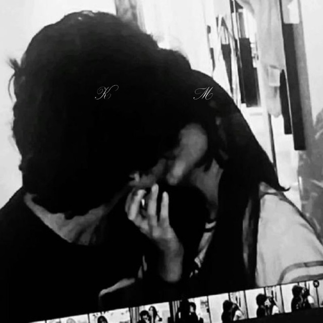 𝐌 & 𝐊