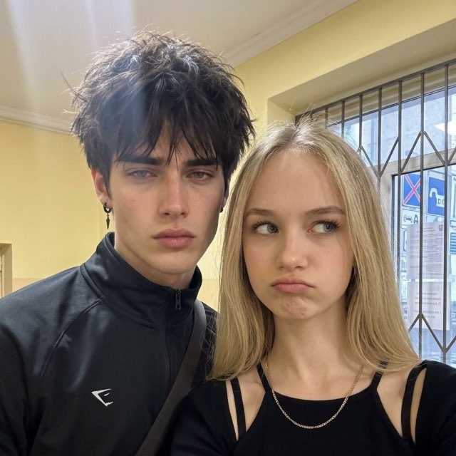 ~ℳℴℴ𝓃𝓁𝒾𝓉 𝒞𝒶𝓈𝓈ℯ𝓎 & 𝒞𝒶𝓉~