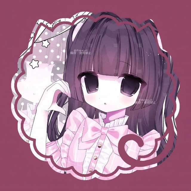 ︎